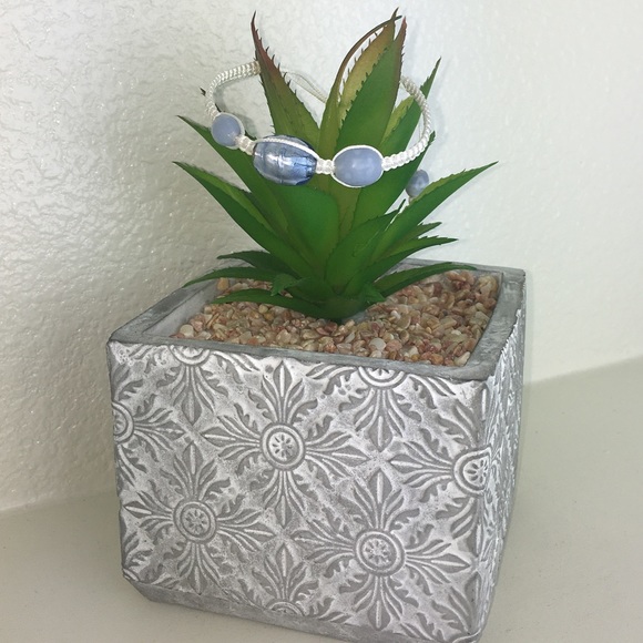 Handmade Chinese Knotting Bracelet W/ Glass Beads - Picture 1 of 8